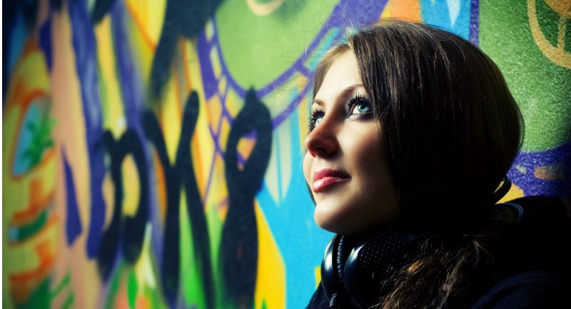 portrait-of-young-girl-with-headphones