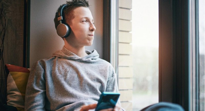 teenager-listening-to-music-in-headphones